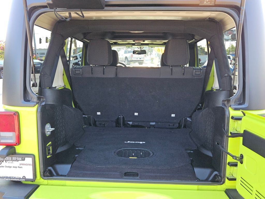 2016 Jeep Wrangler Unlimited Sahara
