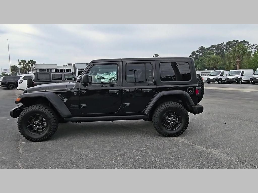 2025 Jeep Wrangler 4-Door Willys 4x4