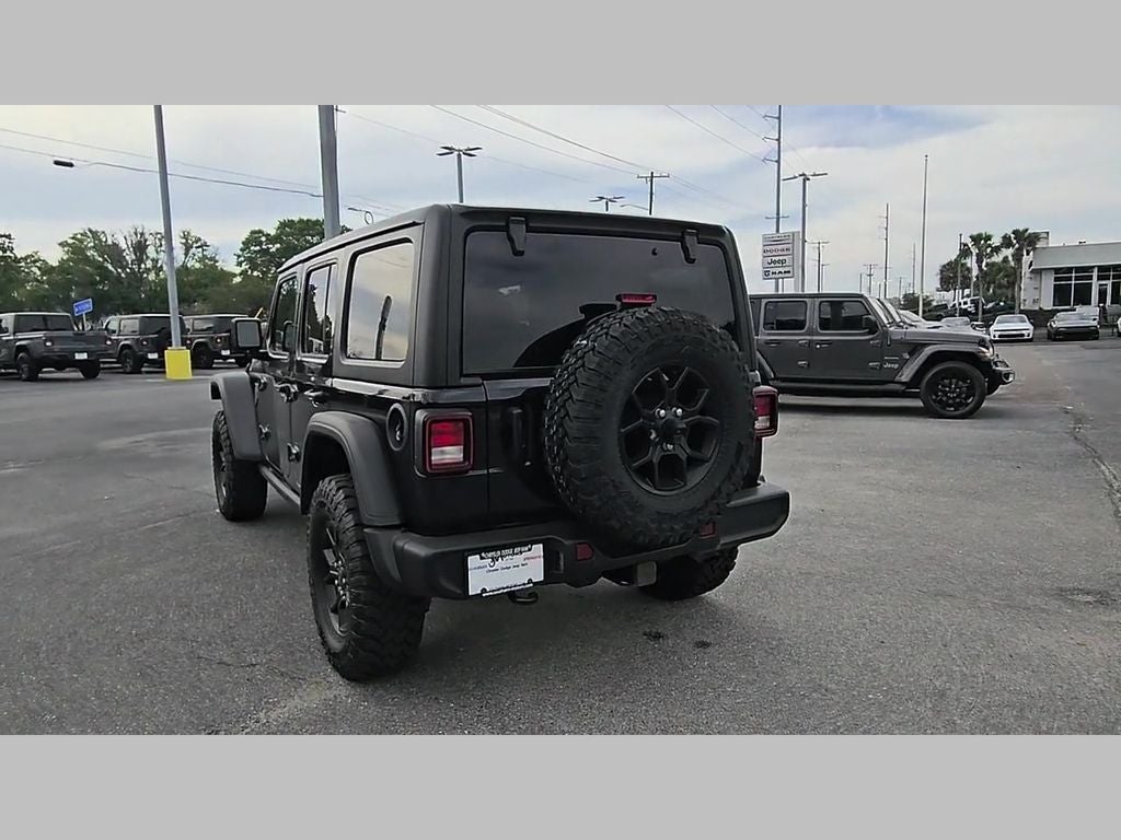 2025 Jeep Wrangler 4-Door Willys 4x4