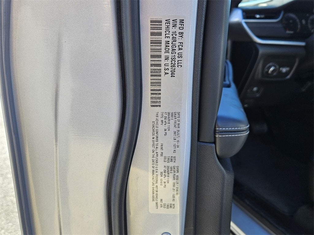 2025 Jeep Grand Cherokee Laredo X 4x2