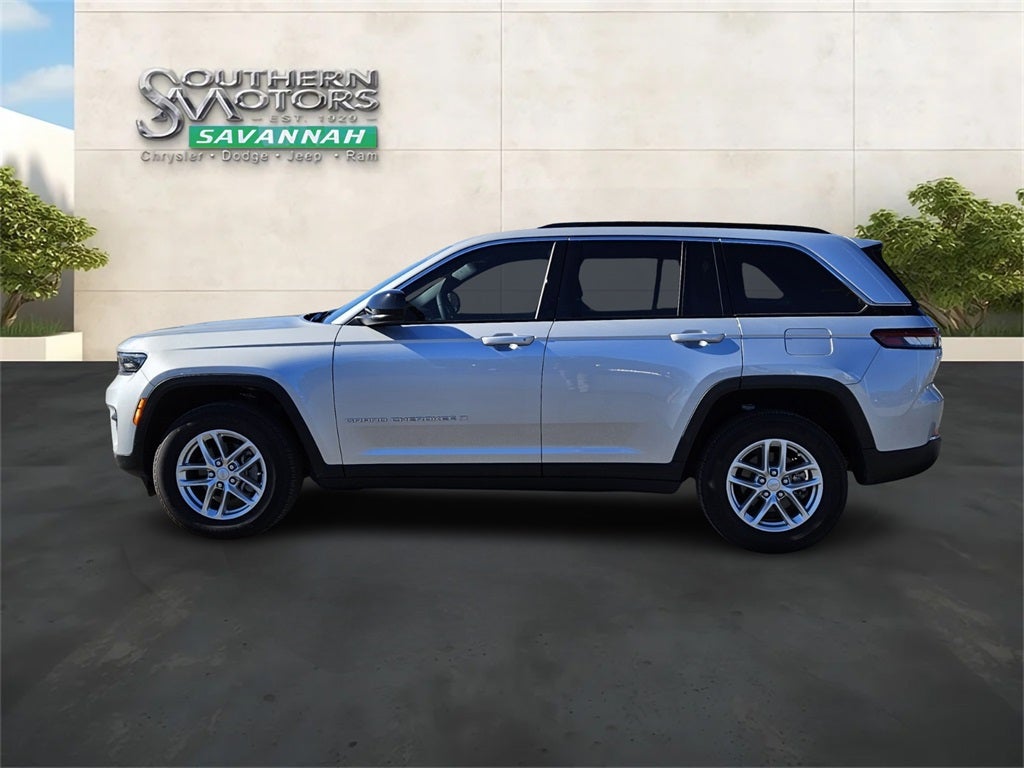 2025 Jeep Grand Cherokee Laredo X 4x2