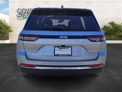 2025 Jeep Grand Cherokee Laredo X 4x2