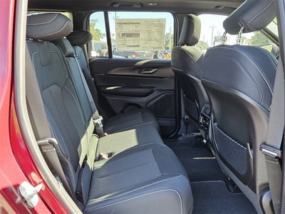 2025 Jeep Grand Cherokee GRAND CHEROKEE LAREDO X 4X2