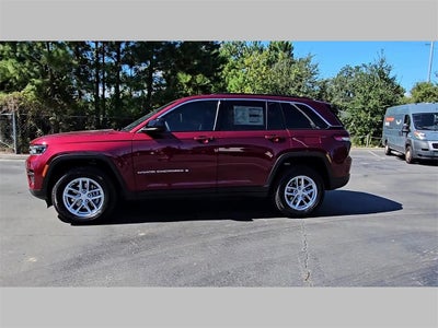 2025 Jeep Grand Cherokee GRAND CHEROKEE LAREDO X 4X2
