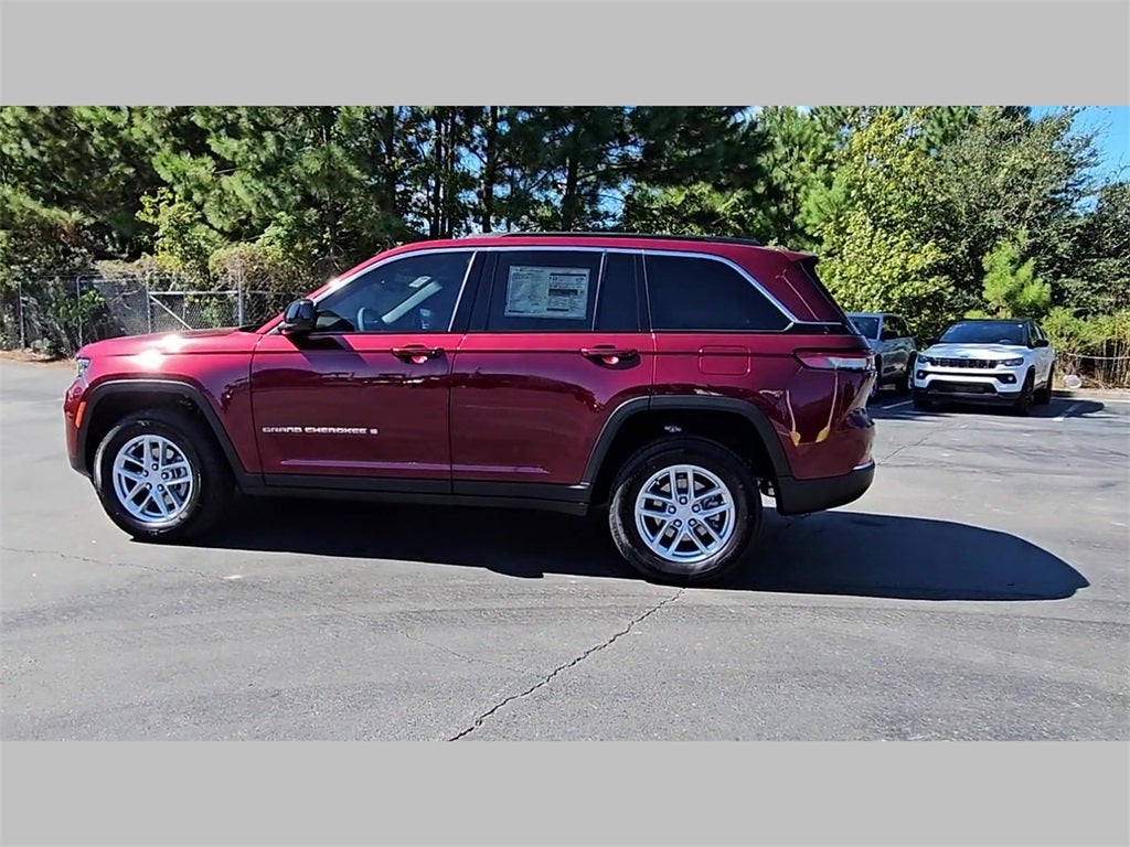 2025 Jeep Grand Cherokee GRAND CHEROKEE LAREDO X 4X2