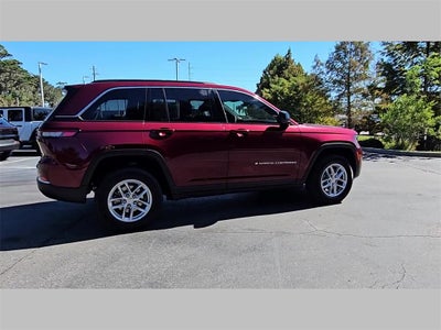 2025 Jeep Grand Cherokee GRAND CHEROKEE LAREDO X 4X2