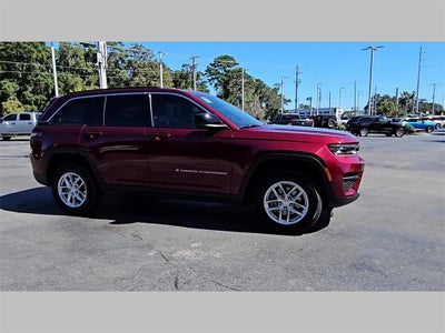 2025 Jeep Grand Cherokee GRAND CHEROKEE LAREDO X 4X2