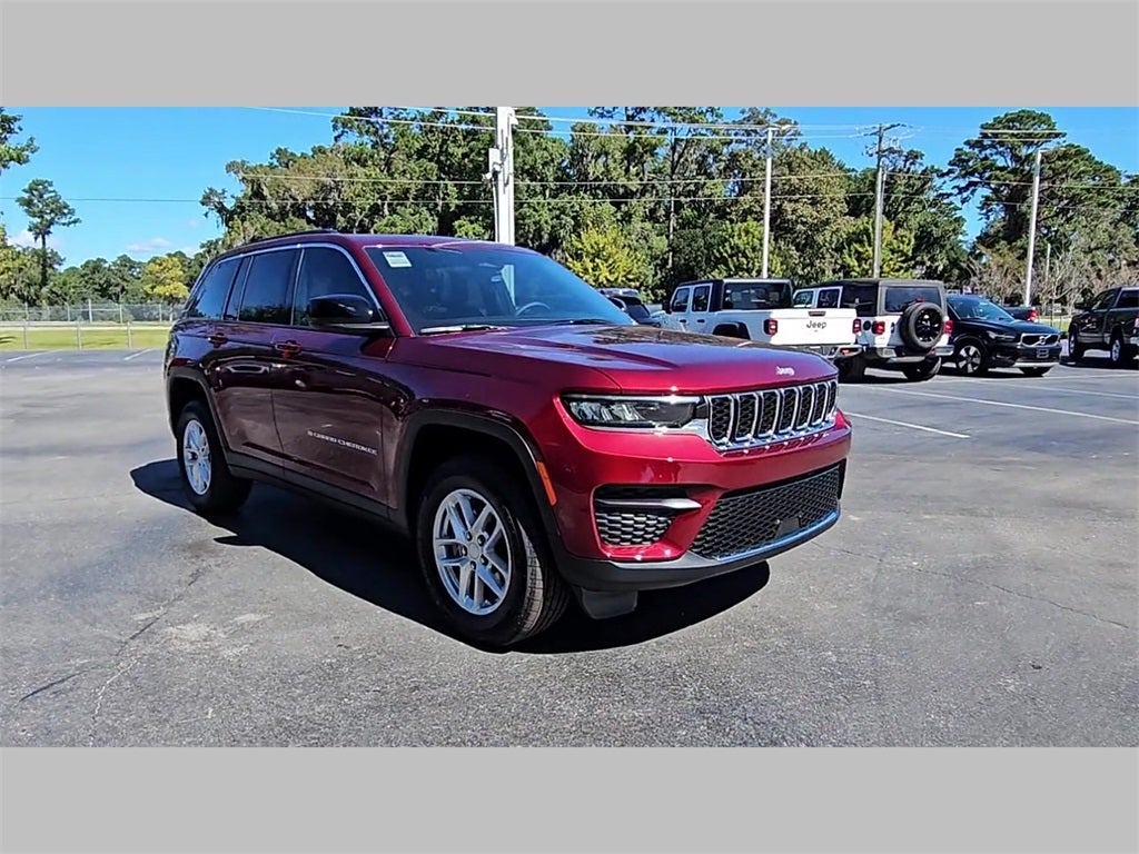 2025 Jeep Grand Cherokee GRAND CHEROKEE LAREDO X 4X2