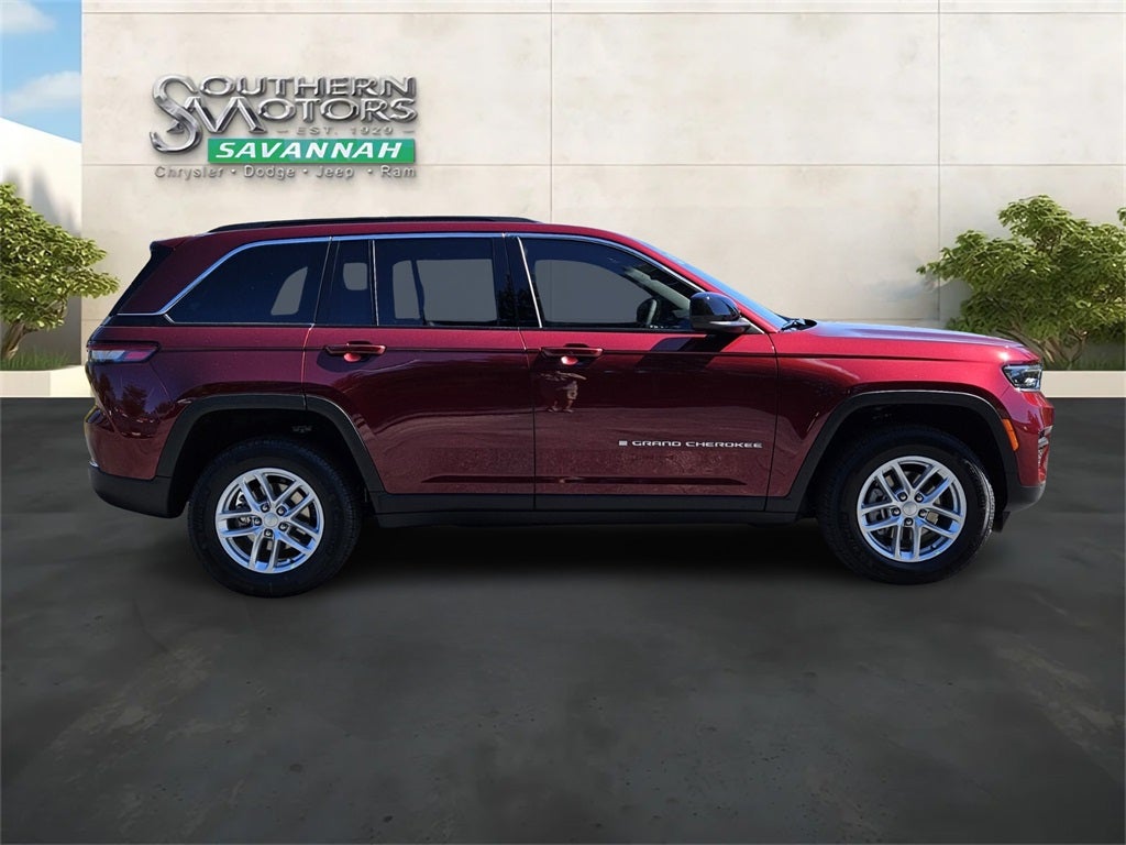 2025 Jeep Grand Cherokee GRAND CHEROKEE LAREDO X 4X2
