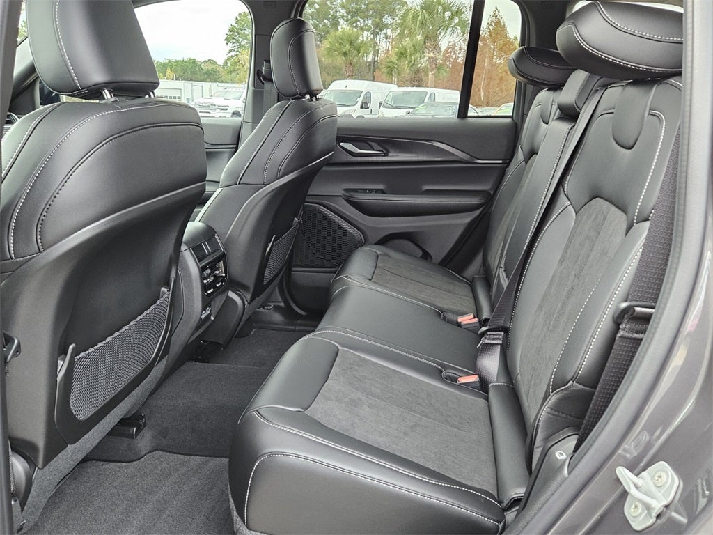 2025 Jeep Grand Cherokee GRAND CHEROKEE ALTITUDE X 4X2