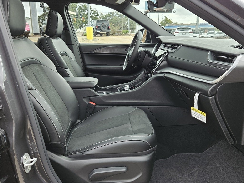 2025 Jeep Grand Cherokee GRAND CHEROKEE ALTITUDE X 4X2