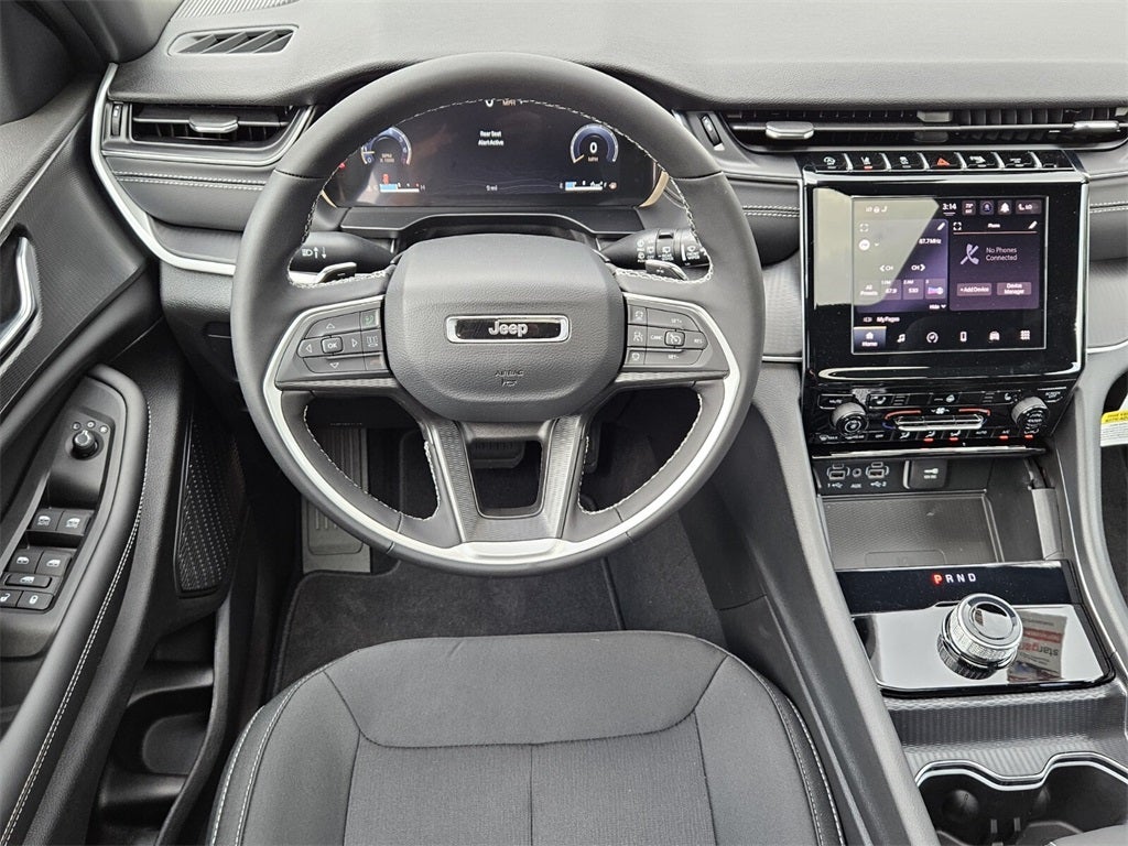 2025 Jeep Grand Cherokee GRAND CHEROKEE LAREDO X 4X2