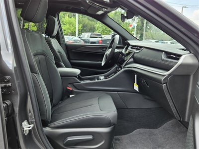 2025 Jeep Grand Cherokee GRAND CHEROKEE LAREDO X 4X2