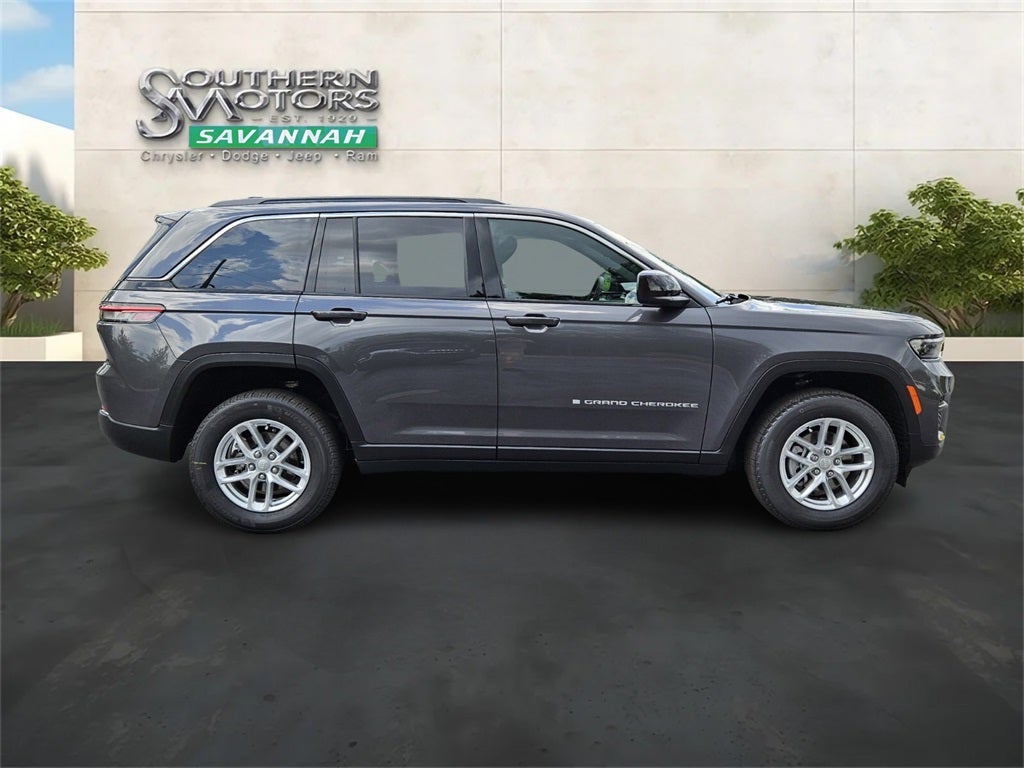 2025 Jeep Grand Cherokee GRAND CHEROKEE LAREDO X 4X2