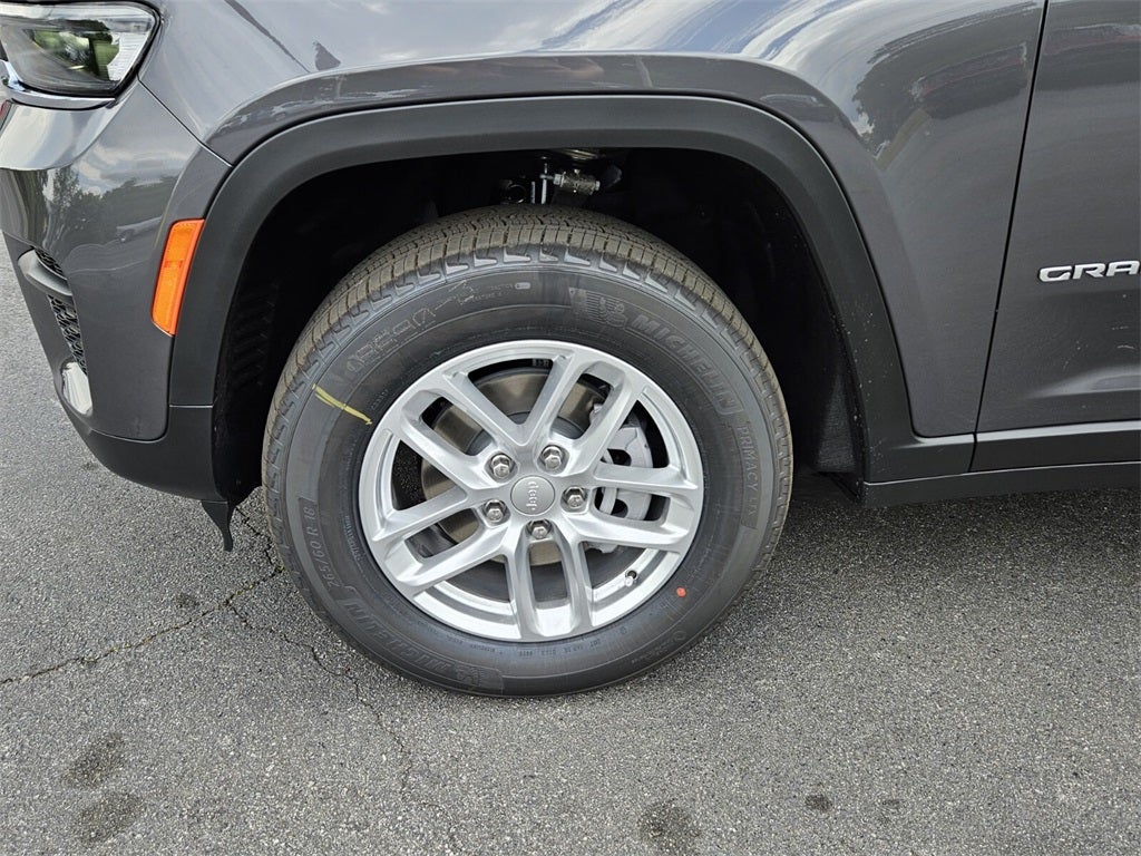 2025 Jeep Grand Cherokee GRAND CHEROKEE LAREDO X 4X2
