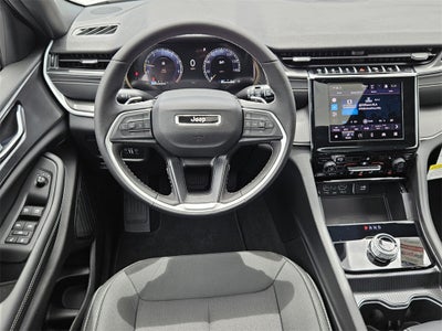 2025 Jeep Grand Cherokee GRAND CHEROKEE LAREDO X 4X2