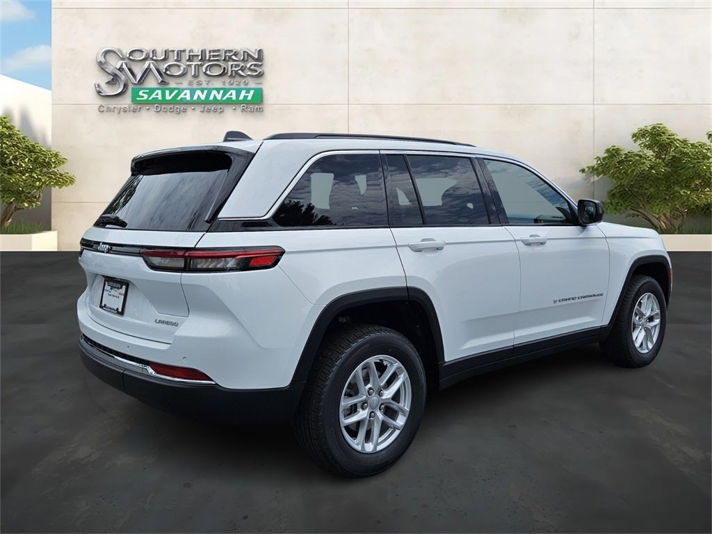 2025 Jeep Grand Cherokee GRAND CHEROKEE LAREDO X 4X2