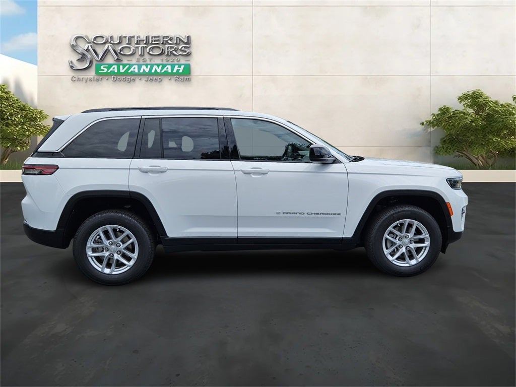 2025 Jeep Grand Cherokee GRAND CHEROKEE LAREDO X 4X2