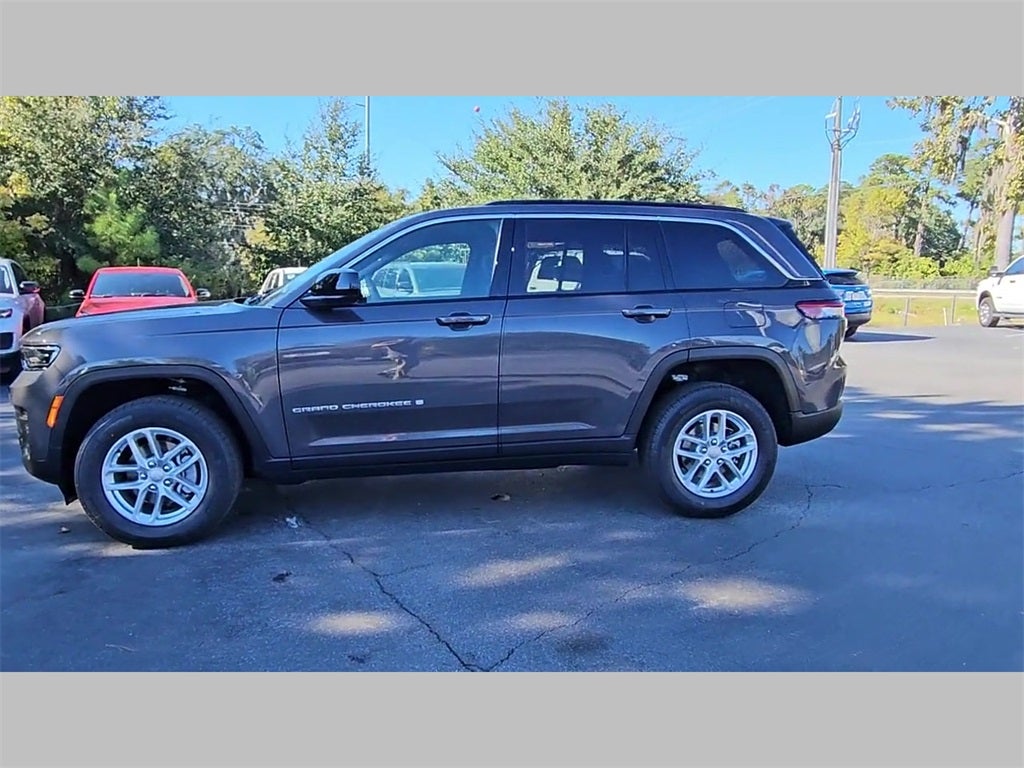 2025 Jeep Grand Cherokee GRAND CHEROKEE LAREDO X 4X2