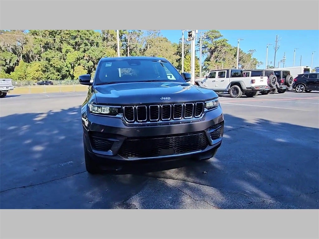 2025 Jeep Grand Cherokee GRAND CHEROKEE LAREDO X 4X2