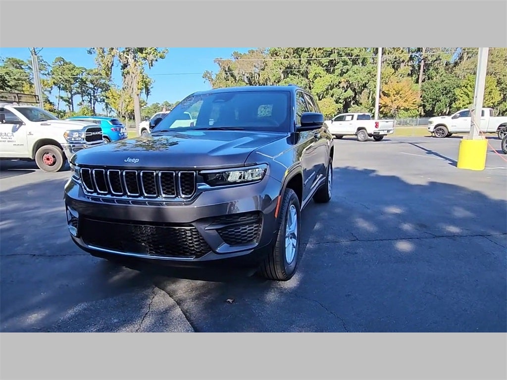 2025 Jeep Grand Cherokee GRAND CHEROKEE LAREDO X 4X2