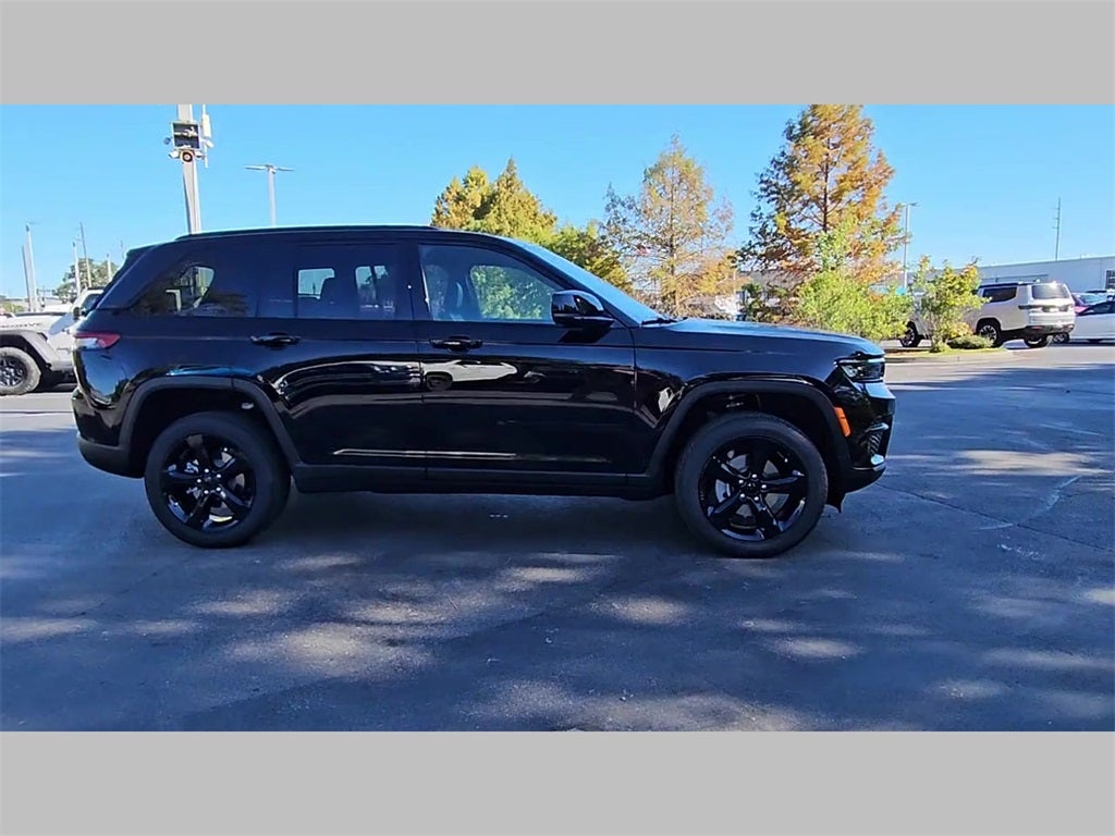 2025 Jeep Grand Cherokee GRAND CHEROKEE ALTITUDE X 4X2