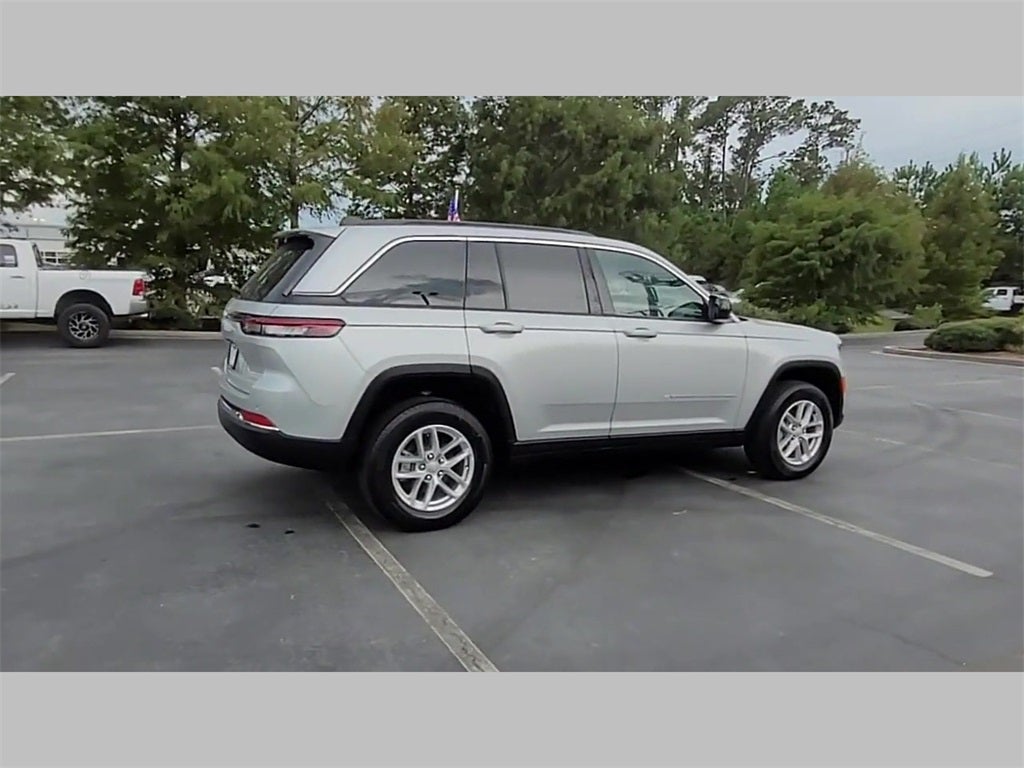 2025 Jeep Grand Cherokee GRAND CHEROKEE LAREDO X 4X2