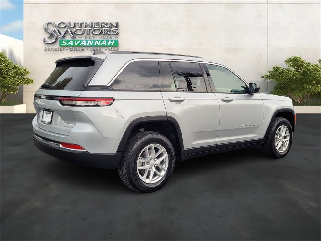 2025 Jeep Grand Cherokee GRAND CHEROKEE LAREDO X 4X2