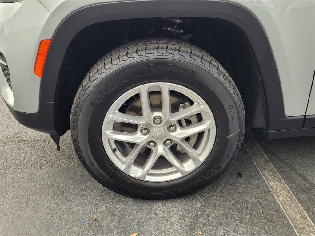 2025 Jeep Grand Cherokee GRAND CHEROKEE LAREDO X 4X2