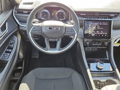 2025 Jeep Grand Cherokee GRAND CHEROKEE LAREDO X 4X2