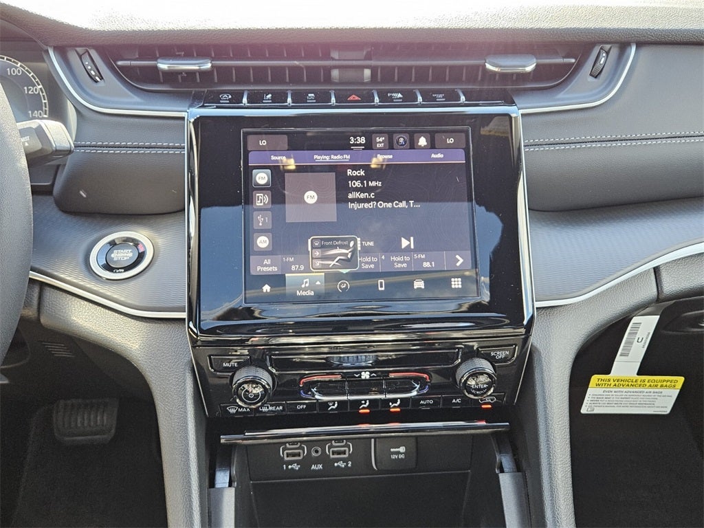 2025 Jeep Grand Cherokee GRAND CHEROKEE LAREDO X 4X2