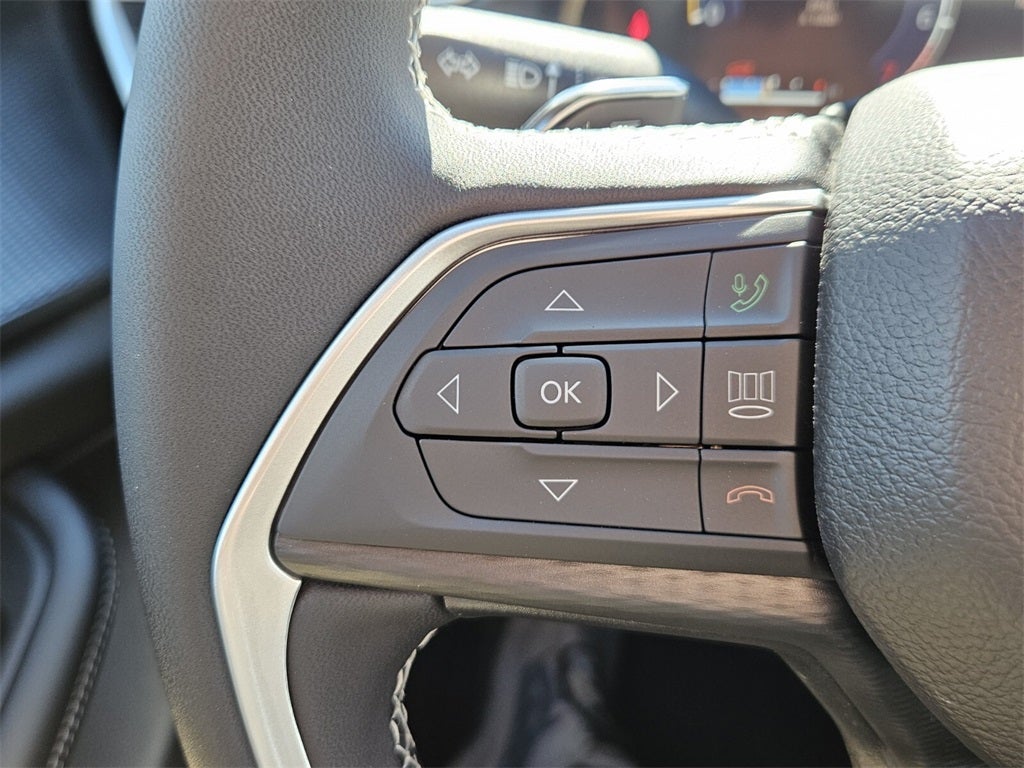 2025 Jeep Grand Cherokee GRAND CHEROKEE LAREDO X 4X2