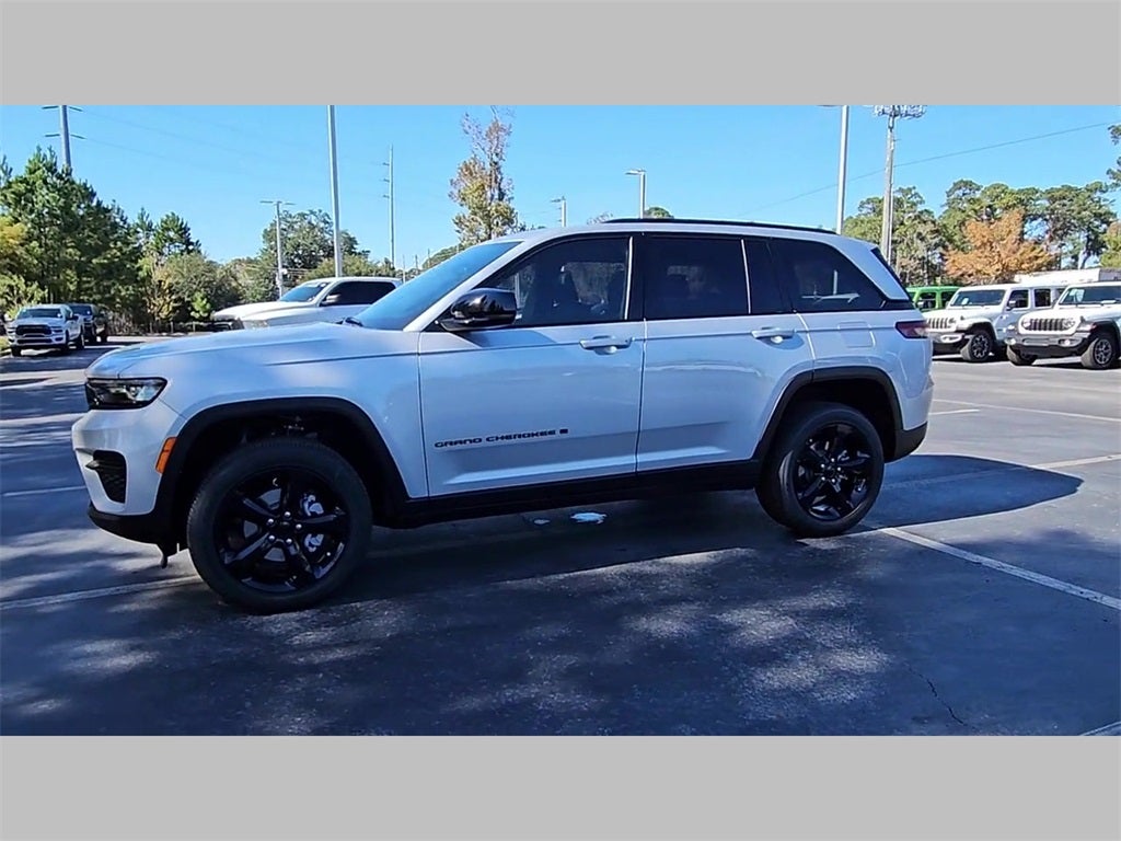 2025 Jeep Grand Cherokee GRAND CHEROKEE ALTITUDE X 4X2