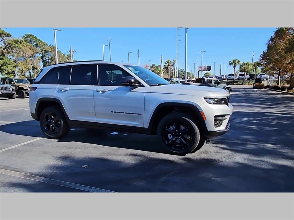 2025 Jeep Grand Cherokee GRAND CHEROKEE ALTITUDE X 4X2