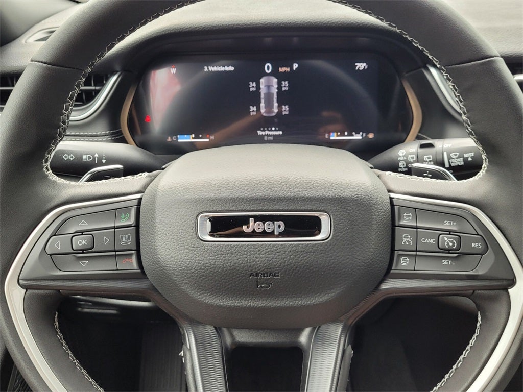 2025 Jeep Grand Cherokee GRAND CHEROKEE LAREDO X 4X2