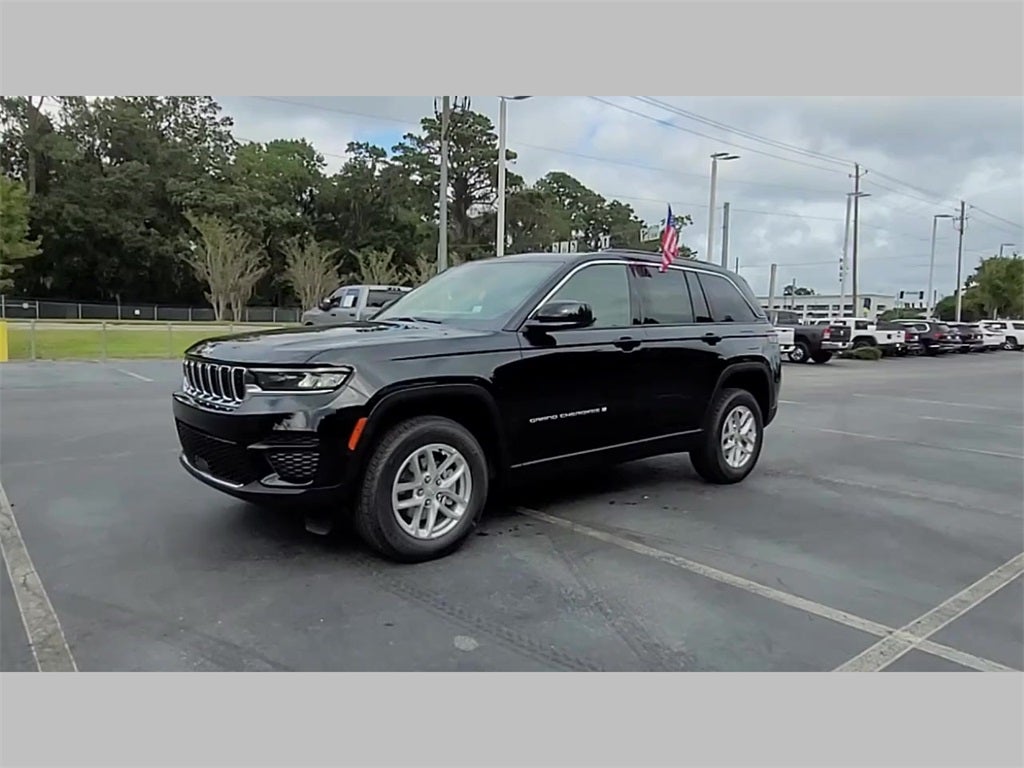 2025 Jeep Grand Cherokee GRAND CHEROKEE LAREDO X 4X2