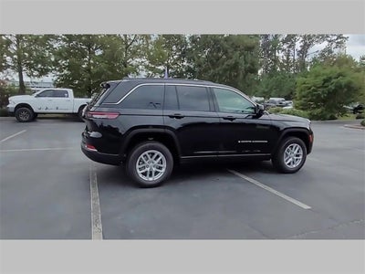 2025 Jeep Grand Cherokee GRAND CHEROKEE LAREDO X 4X2