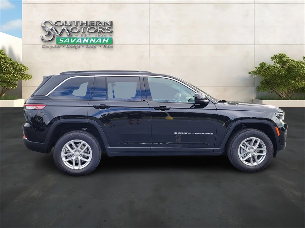 2025 Jeep Grand Cherokee GRAND CHEROKEE LAREDO X 4X2