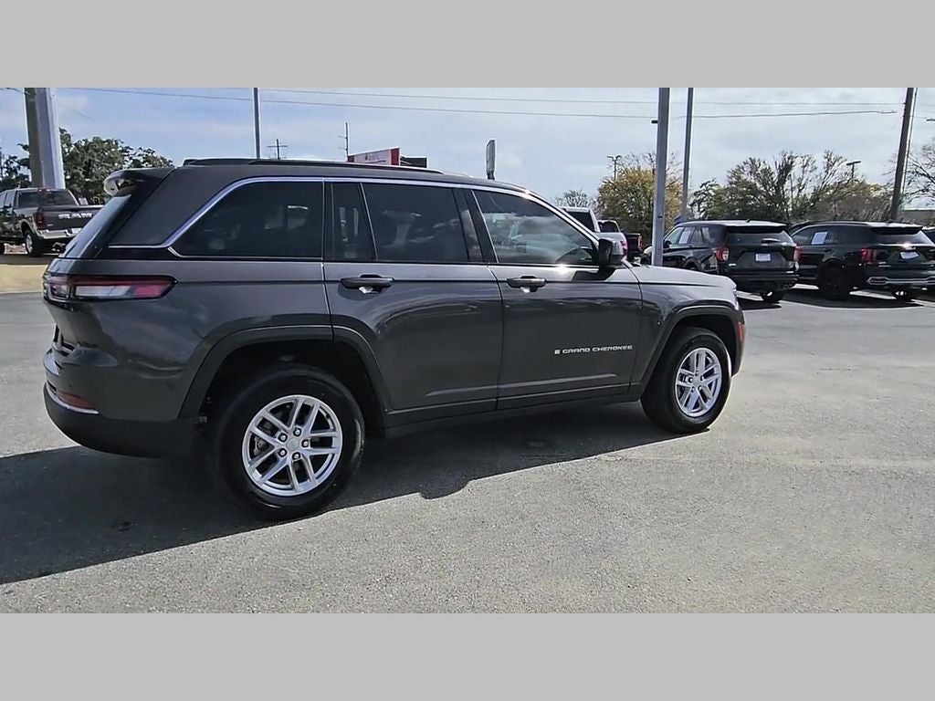 2025 Jeep Grand Cherokee Laredo X 4x2