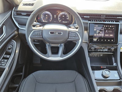 2025 Jeep Grand Cherokee GRAND CHEROKEE LAREDO X 4X2