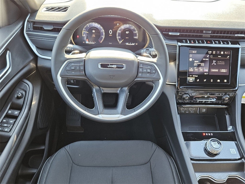 2025 Jeep Grand Cherokee GRAND CHEROKEE LAREDO X 4X2