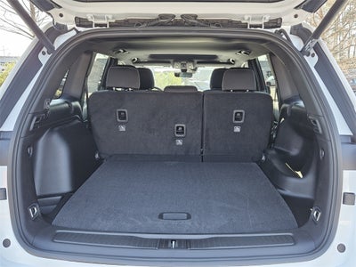 2025 Jeep Grand Cherokee GRAND CHEROKEE LAREDO X 4X2