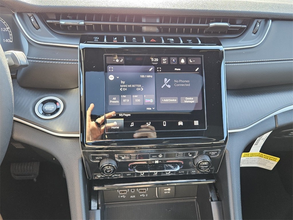 2025 Jeep Grand Cherokee GRAND CHEROKEE LAREDO X 4X2