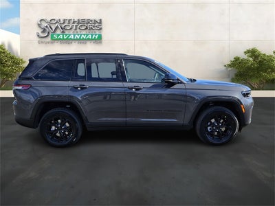 2026 Jeep Grand Cherokee GRAND CHEROKEE LAREDO ALTITUDE 4X2