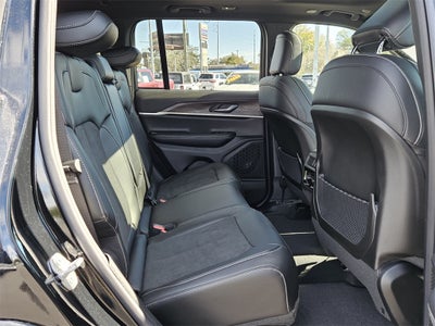 2026 Jeep Grand Cherokee GRAND CHEROKEE LAREDO ALTITUDE 4X2