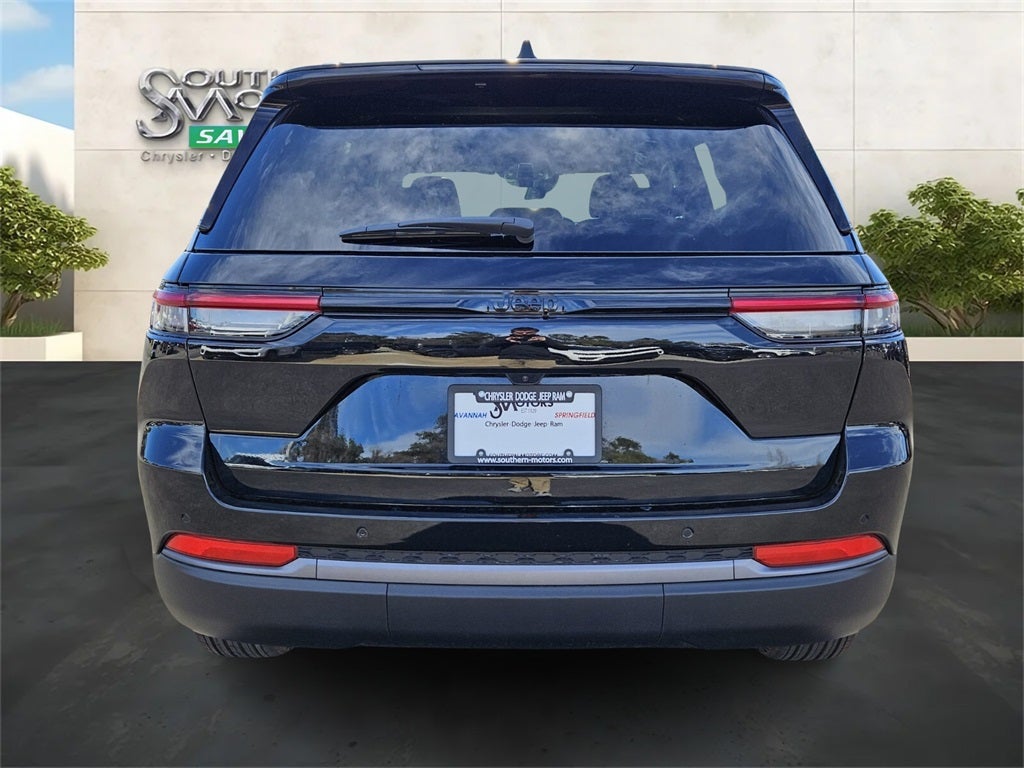 2026 Jeep Grand Cherokee GRAND CHEROKEE LAREDO ALTITUDE 4X2