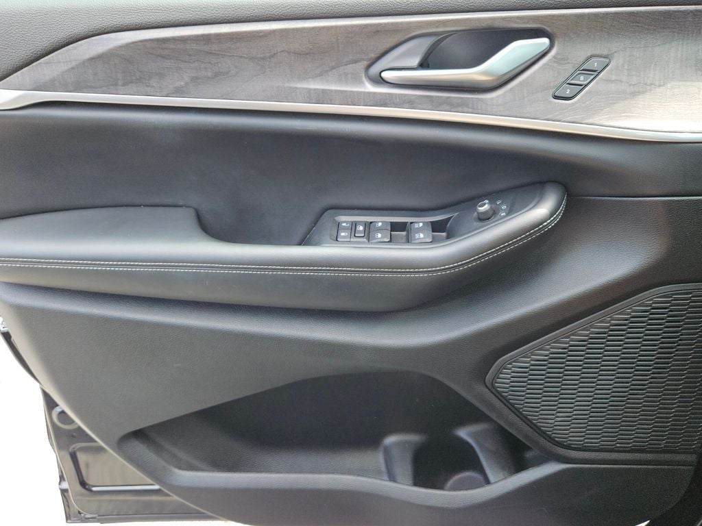 2024 Jeep Grand Cherokee Limited 4x2