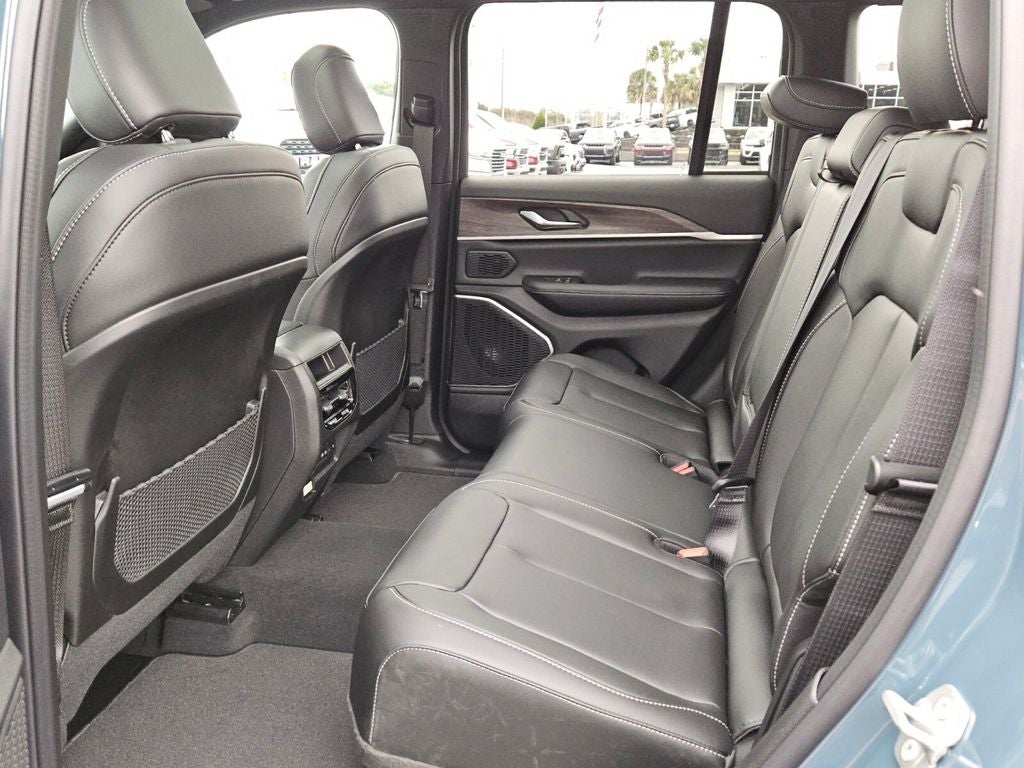 2026 Jeep Grand Cherokee GRAND CHEROKEE LIMITED 4X2