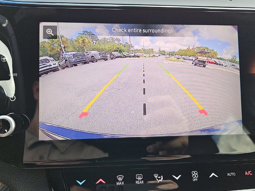 2027 Jeep Grand Cherokee GRAND CHEROKEE LAREDO ALTITUDE 4X4