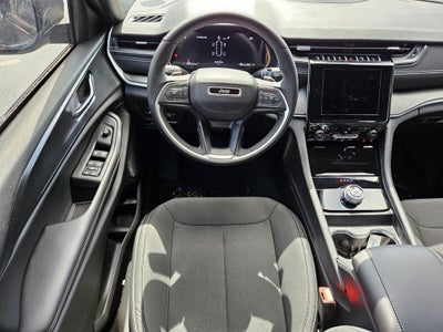 2024 Jeep Grand Cherokee L Laredo X 4x2